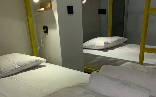 Duck Hostel