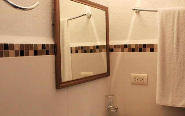 Suites Plaza del Rio - Family Hotel Malecon Centro