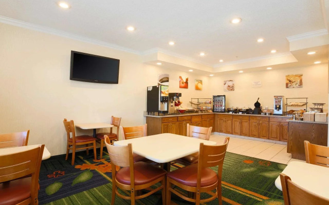 Comfort Inn & Suites Zanesville City Center