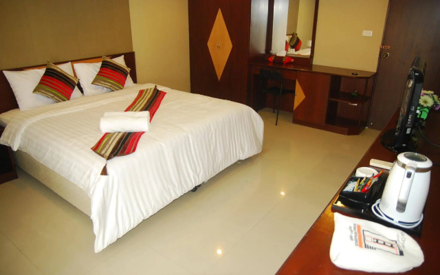 Grannylla Residence Charoenkrung