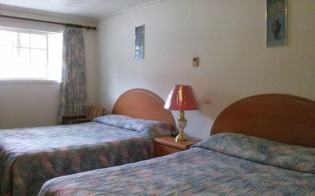 Lucky Strike Motel
