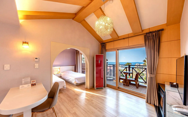 Dyne Resort