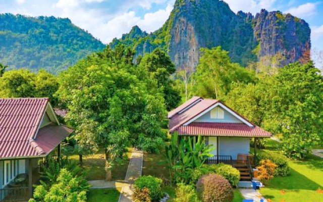 H&V Bungalow Vangvieng
