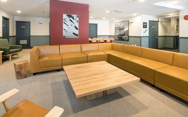 Pine Inn at Panorama Mountain Village