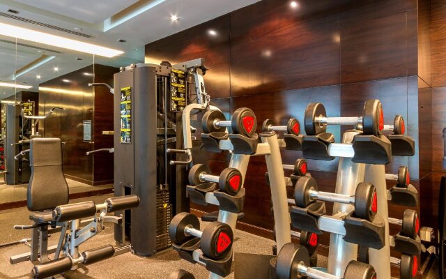 Отель The Robertson House by The Crest Collection