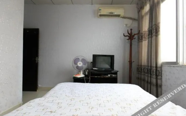 Liuzhou Yaping Hotel (Liunan Wanda Store)