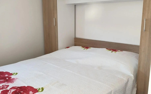 Apartment Pocrnja in Rogoznica