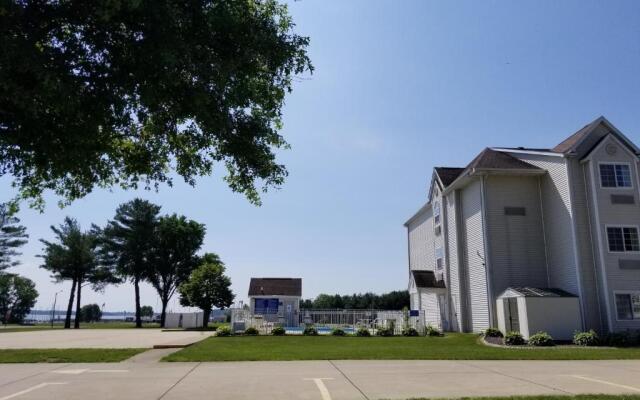 Mariner's Village Resort