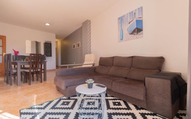 Tree Bedroom Apartament Near Santa Cruz