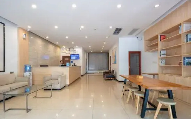 7 Days Premium Hotel (Dongguan Dongcheng Subway Station Wanda Piaza)