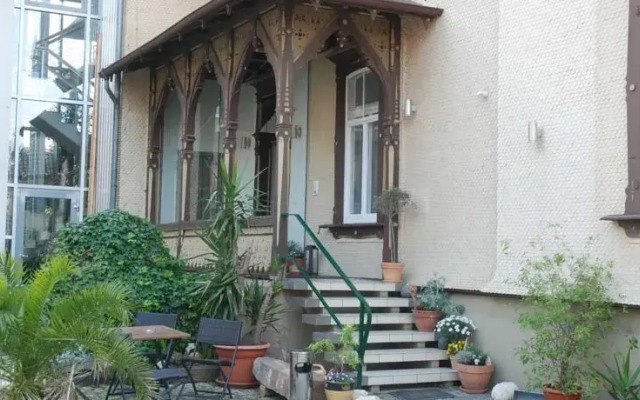 Villa Golsen Guest House
