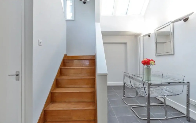 Sparkling 2 Bed Mews House