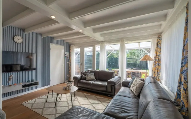 Modern Home Near Beach