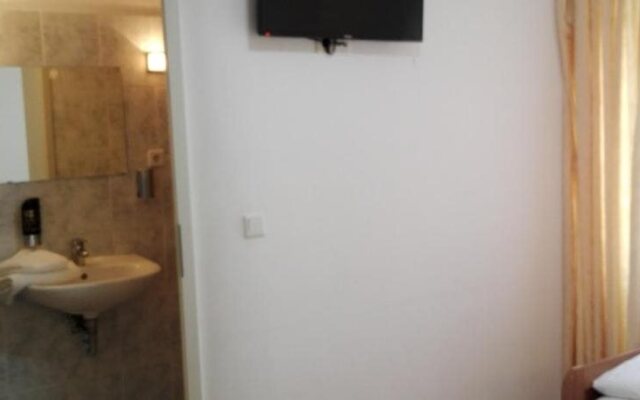 Hotel 1000