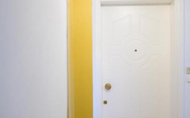 One Bedroom Flat 300m from Sea