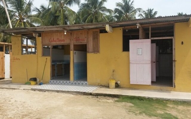 Cabins in Aguja Island