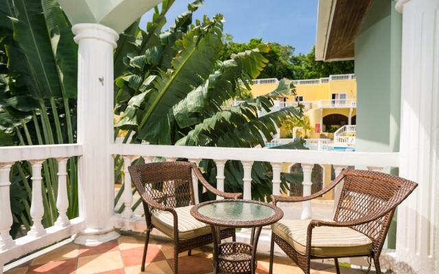 Sunset Villas 7A