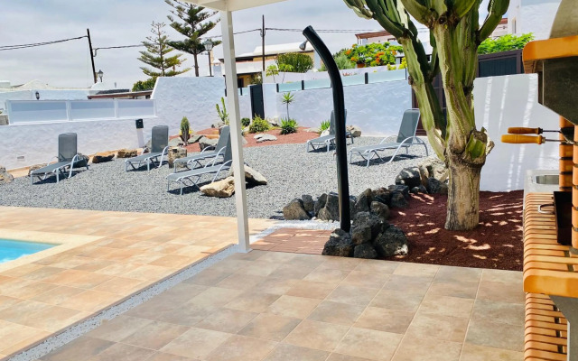 Canaryislandshost l My Nest Apartments