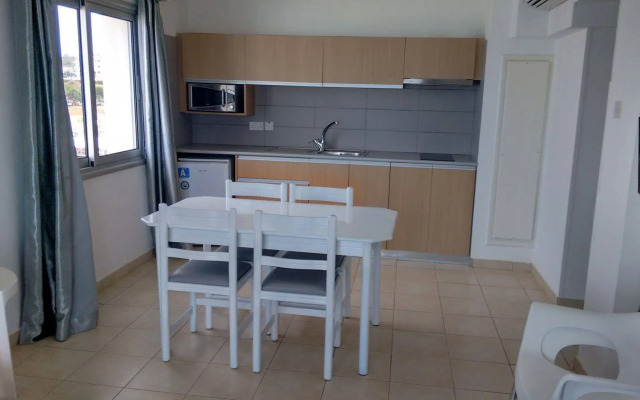 Trizas Apartments