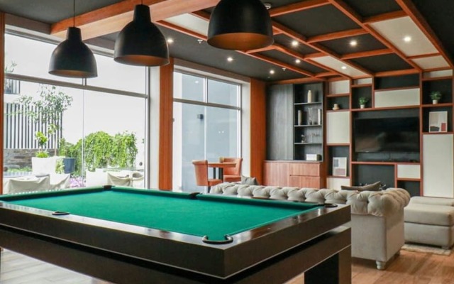 w Modern Loft With Balcony in Barranco