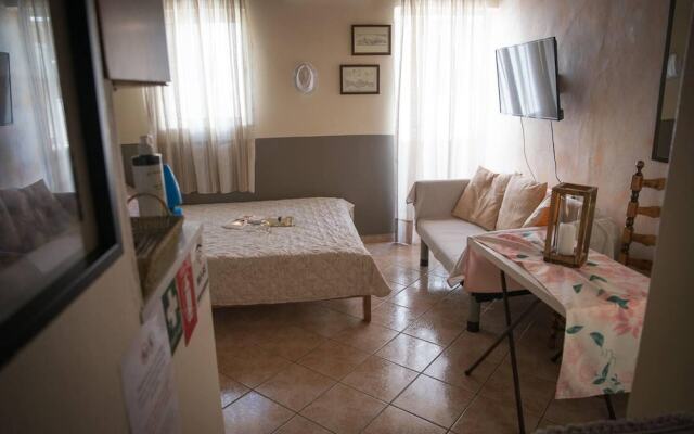 Cosy and Large Studio in Heraklion Crete, Greece