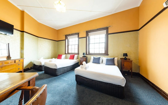 Strathfield Hotel