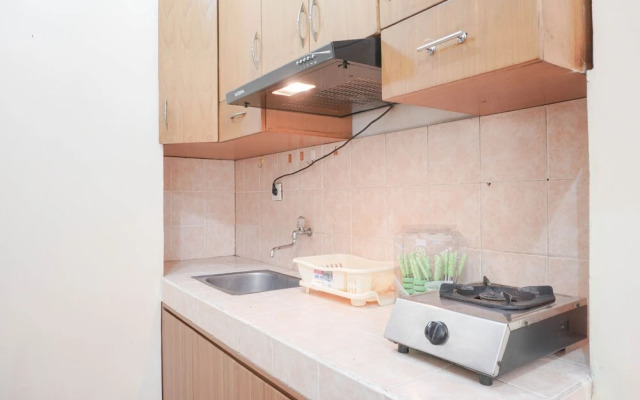 Comfort And Cozy 2Br At Gajah Mada Mediterania Apartment