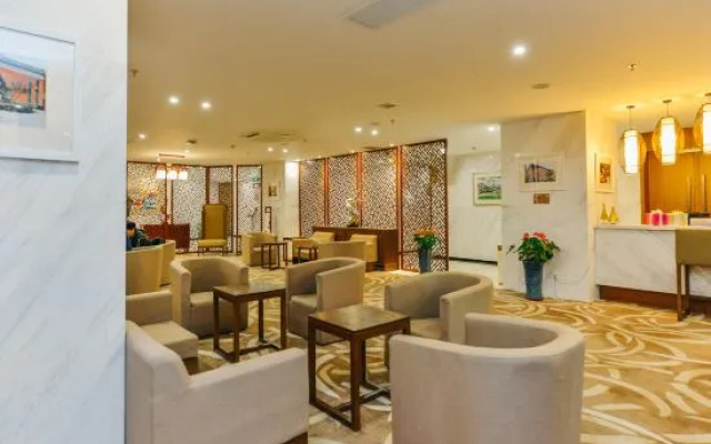 Shanghai Sports University Exchange Center Hotel (Changhai Hospital)