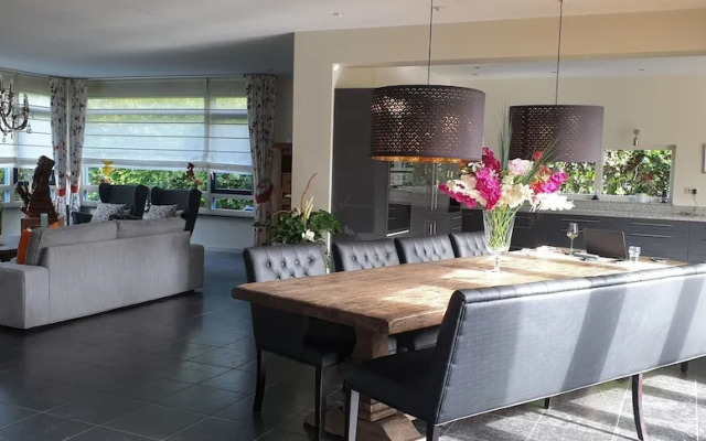 Villa de Haan