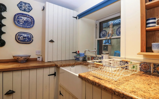 Wonderland Cottage