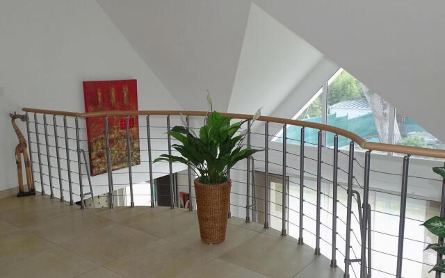 Semi-detached House, Penestin