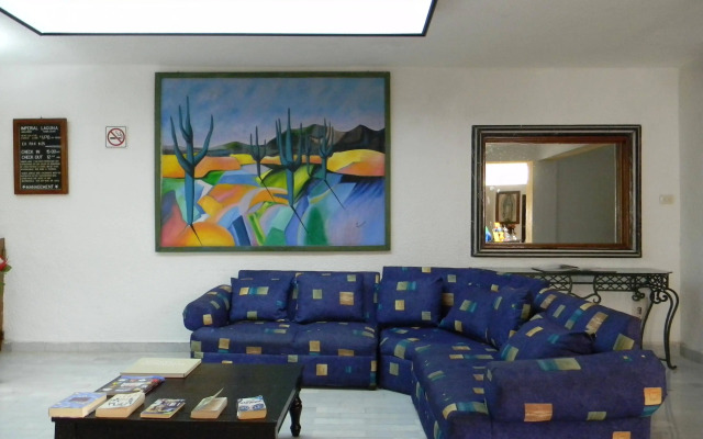 Hotel Imperial Laguna Faranda