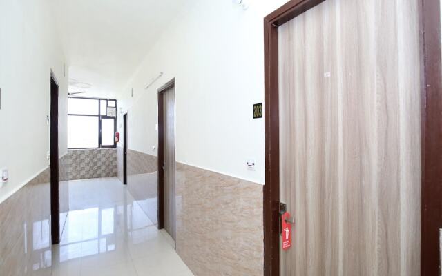 OYO 14784 Angad Residency