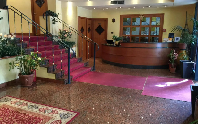 Hotel Savant