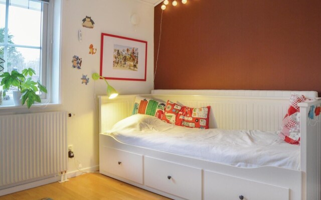 Stunning Home in Nacka Strand With 3 Bedrooms and Wifi