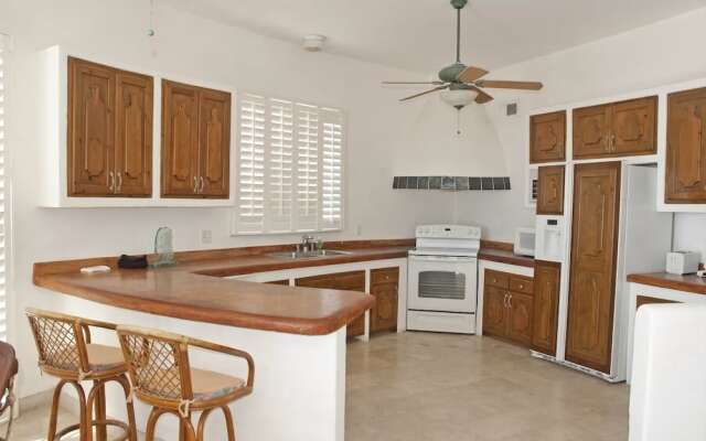 Casa Playa 5 Bedrooms 5.5 Bathrooms Home