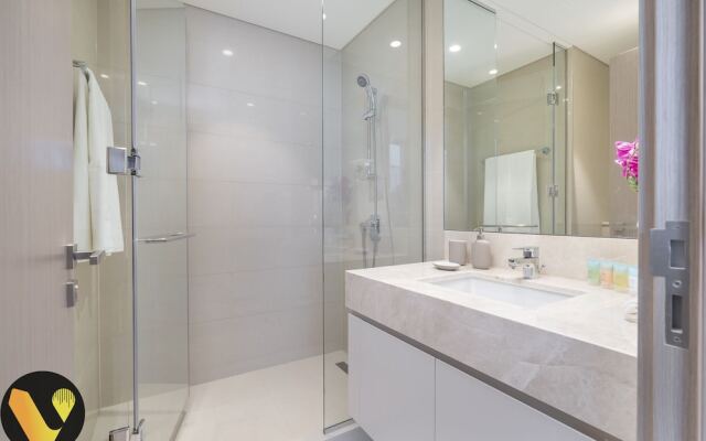 Vogue Downtown - Act 1 Act 2