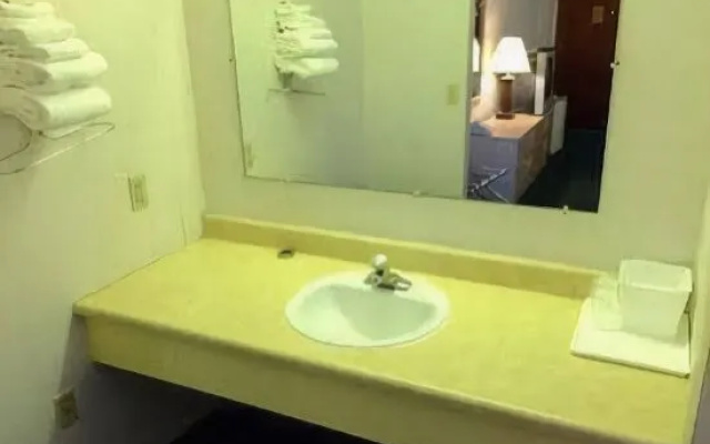 Economy Inn Sebring