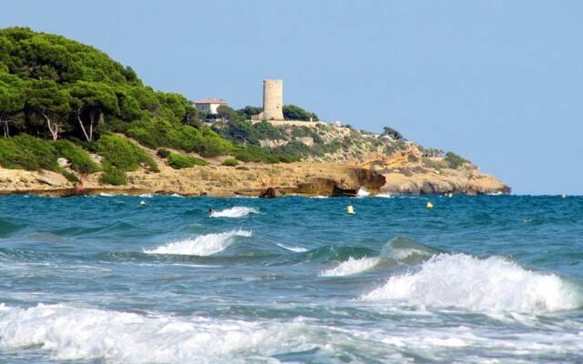House With 3 Bedrooms in Creixell, With Furnished Terrace
