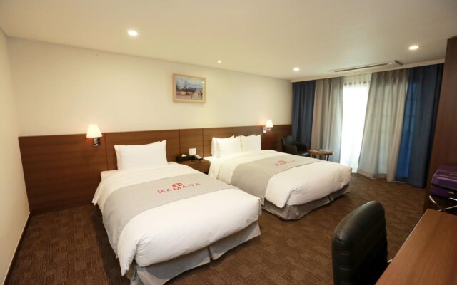 Ramada Gangwon Taebaek Hotel