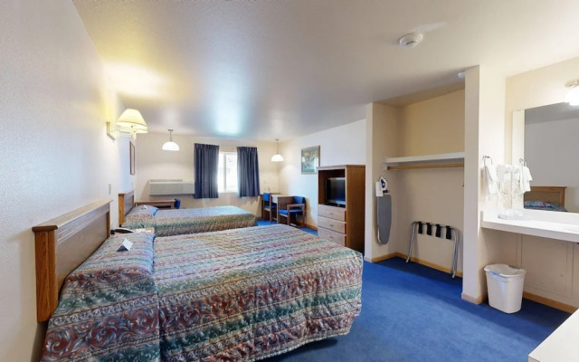 Western Executive Inn