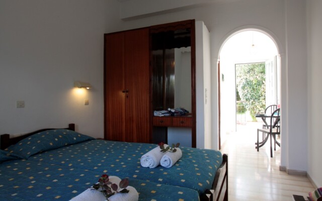 Dimitra Apartments