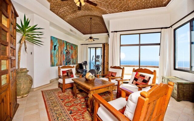 Amazing Oceanfront Villa Near Downtown: Villa Grande