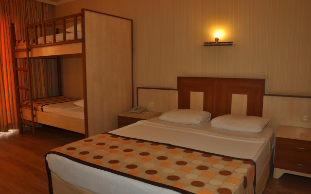 Calido Sol Hotel