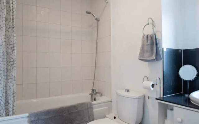 Penthouse Flat in Trendy Peckham with City Views