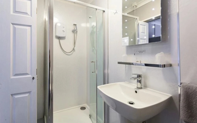 Sandcliff Guest House