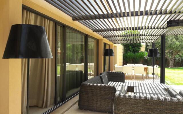 Al Maaden VillaHotel & Spa