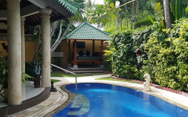 Emerald Villa B-18