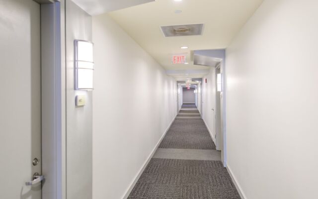 Miami World Rental - Midtown 608