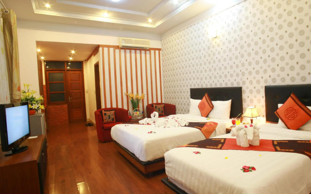 Urban Alley Hotel